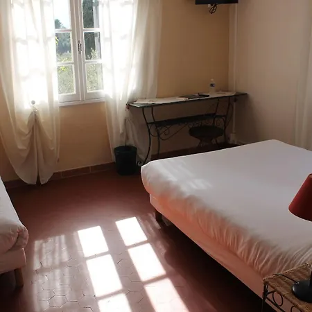Le Madaleno Hotel 2*